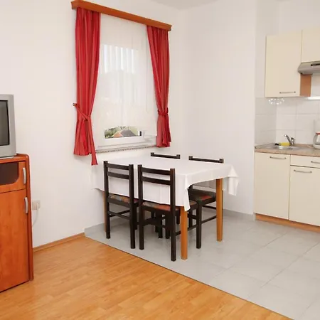 Гостевой дом And By The Sea Vinjerac, Zadar - 3248 Виньерац